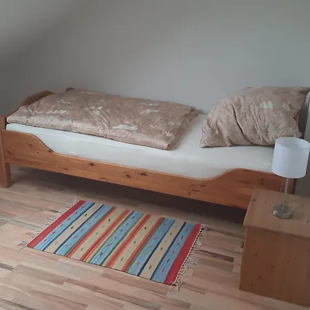 Dachgeschosswohnung In Апартаменты Кюнцелль